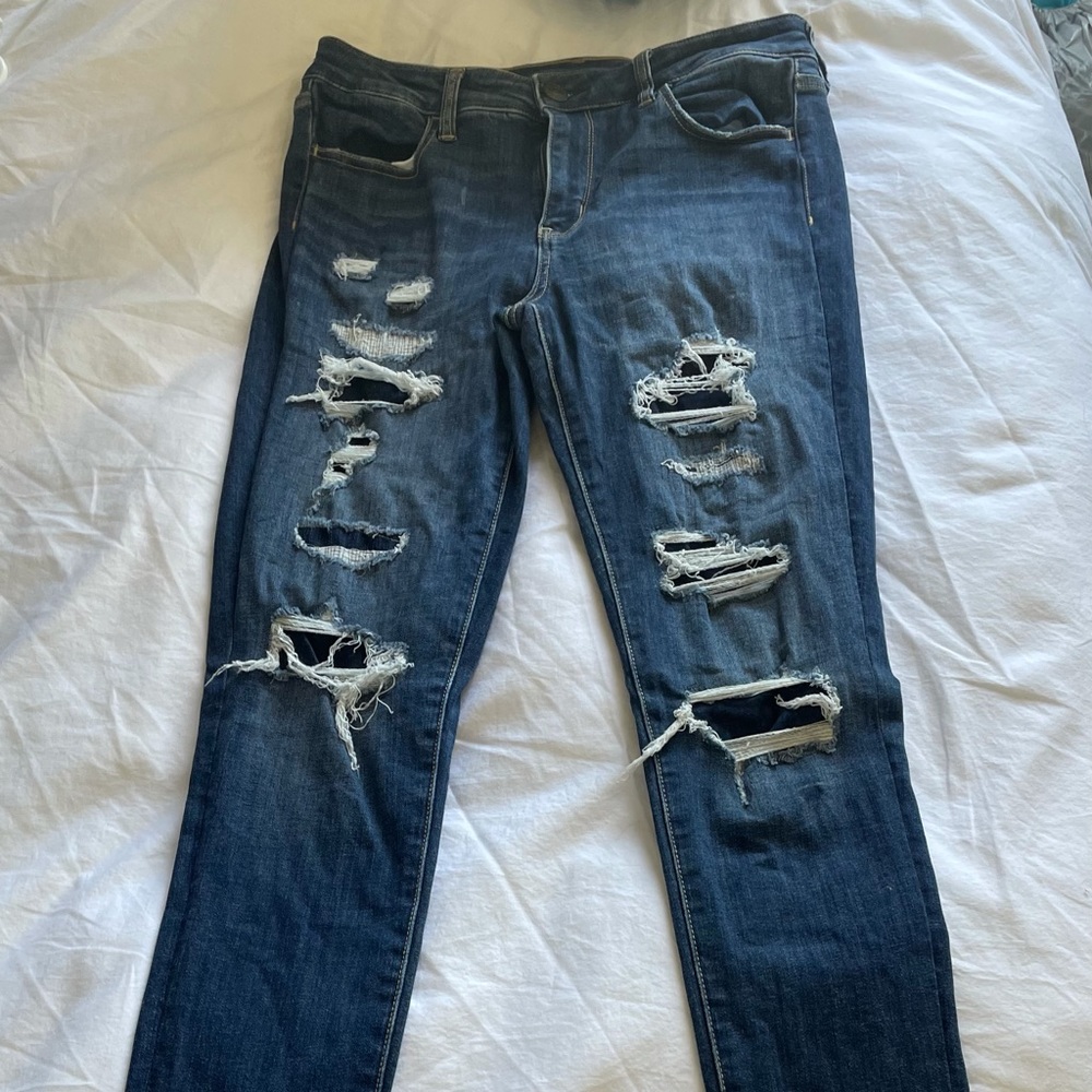 Used American Eagle  jeggings in good condition!